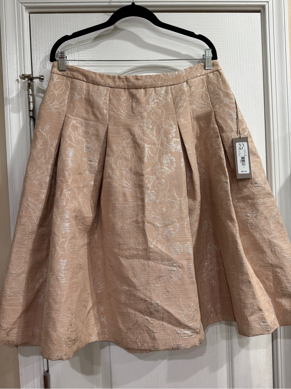 New York & Company Blush Pink Jacquard A-Line Skirt